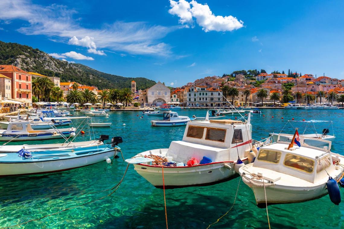 De 10 mooiste Kroatische eilanden voor liefhebbers van geschiedenis en watersport
