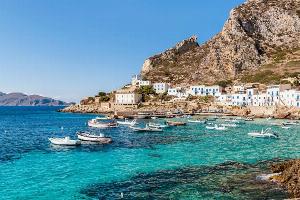 Svelare la bellezza di Trapani: una memorabile vacanza in yacht in Sicilia