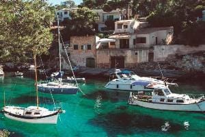 10 Gründe für einen Yachtcharter in Spanien
