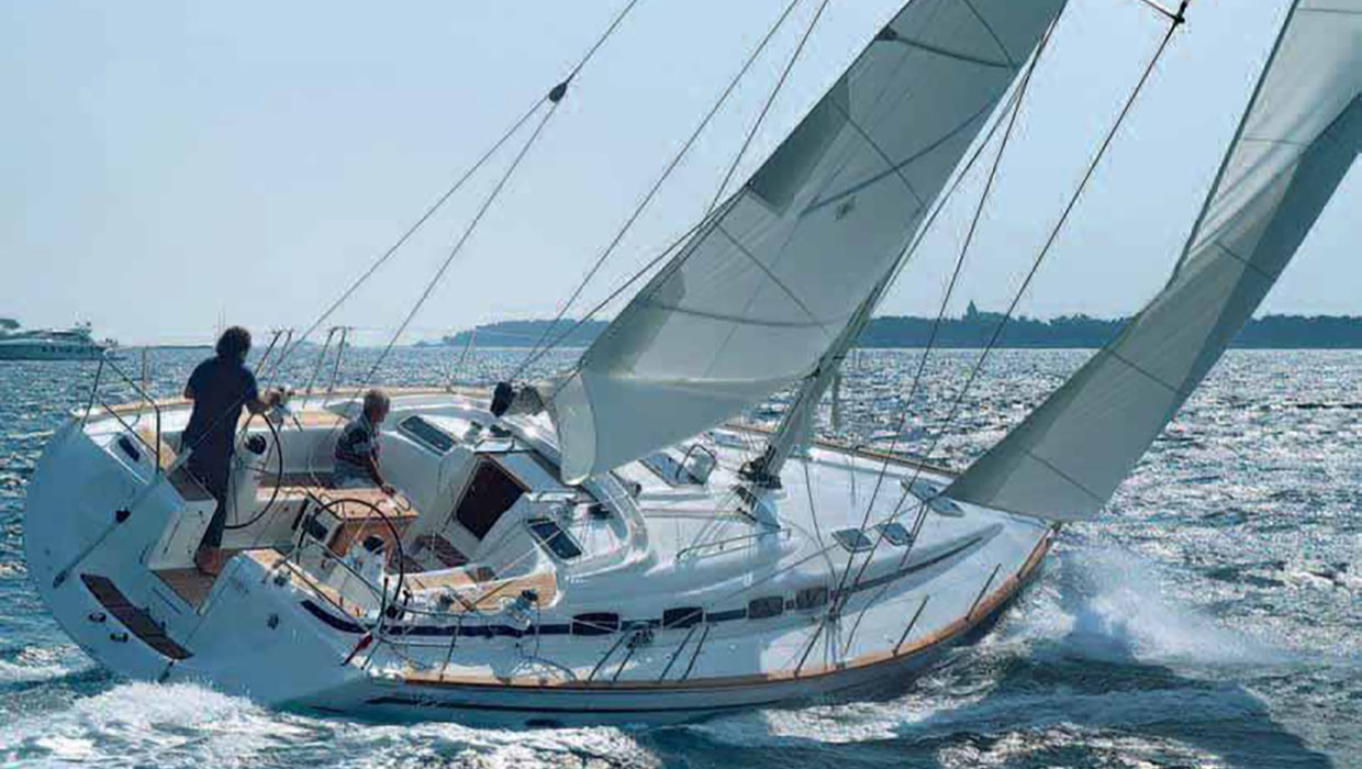 Paralos Yachts
